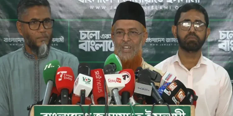 দলীয় প্রশাসক নিয়োগ দিয়ে সরকার গণতান্ত্রিক রীতি ভঙ্গ করেছে