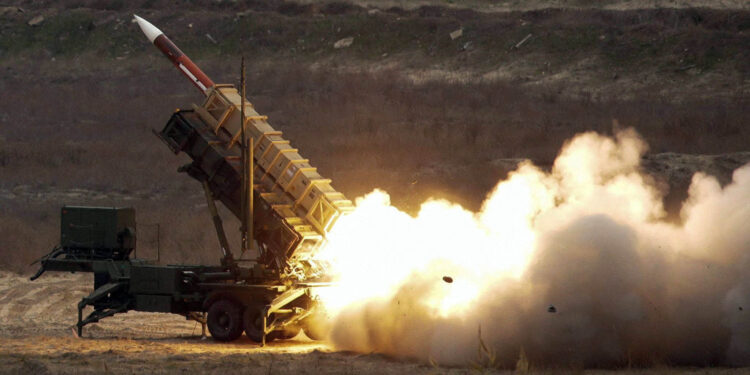 ইরান যুদ্ধ যুক্তরাষ্ট্র ও ইসরায়েলের যুদ্ধাস্ত্রের মজুত শেষ করছে