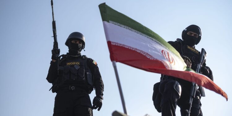 তেহরানে বিক্ষোভের চেষ্টা; ‘ইসরায়েল-আমেরিকার চরদের’ দমনের ঘোষণা পুলিশ প্রধানের