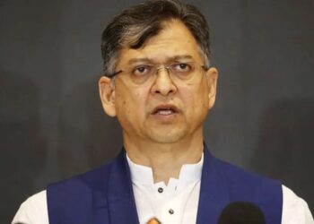 প্রধানমন্ত্রীর অনুপস্থিতিতে যেসব বিভাগের দায়িত্ব পালন করবেন স্বরাষ্ট্রমন্ত্রী