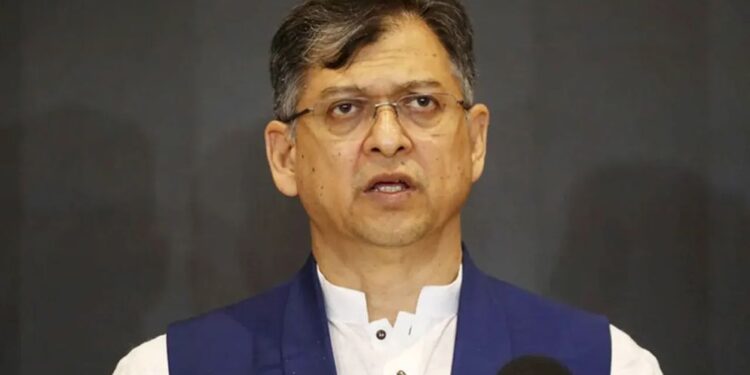 প্রধানমন্ত্রীর অনুপস্থিতিতে যেসব বিভাগের দায়িত্ব পালন করবেন স্বরাষ্ট্রমন্ত্রী