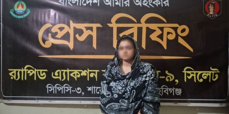 পরকীয়া প্রেমিকের হাতে শাশুড়ি খুন, প্রবাসীর স্ত্রী গ্রেফতার