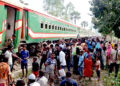 নীলসাগর এক্সপ্রেসের ৯ বগি লাইনচ্যুত, ঢাকা-উত্তরবঙ্গ রেল যোগাযোগ বন্ধ