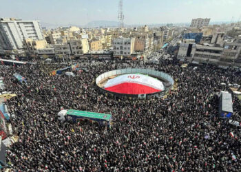 তেহরানে শোকের সমুদ্র; লারিজানি ও খাতিবের জানাজায় লাখো মানুষের ঢল