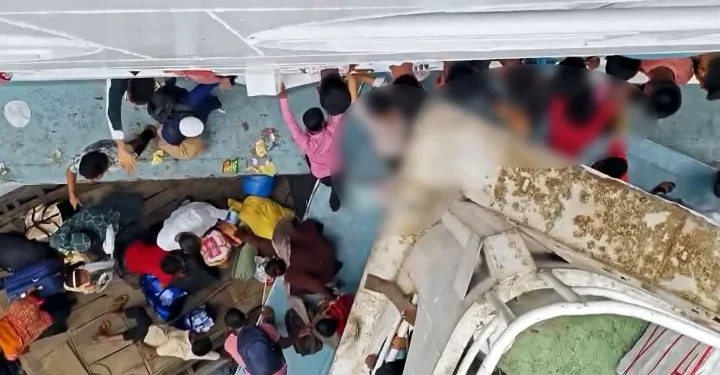 সদরঘাটে দুই লঞ্চের সংঘর্ষে নিহত এক, নিখোঁজ দুই