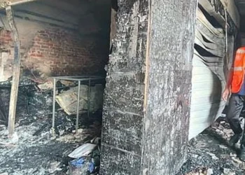 চট্টগ্রামের টেরিবাজারে আগুনে দুইজনের মৃত্যু