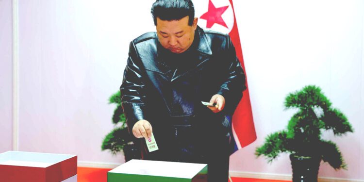 উত্তর কোরিয়ার নির্বাচনে ৯৯.৯৩ শতাংশ ভোটে জয়ী কিমের দল