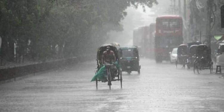 ঢাকাসহ ১২ জেলায় ৮০ কিমি বেগে ঝড়ের আভাস