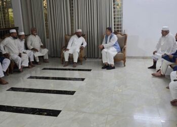 চকরিয়া-পেকুয়ার জামায়াত নেতাদের সঙ্গে স্বরাষ্ট্রমন্ত্রীর মতবিনিময়