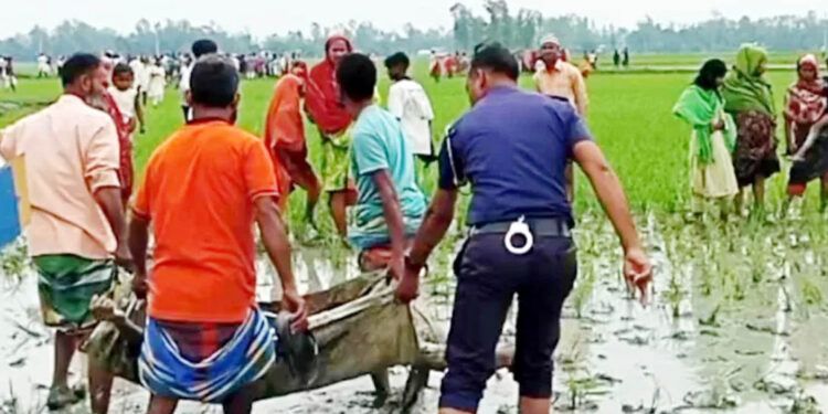 ঈদ বোনাস দেওয়ার কথা বলে ডেকে নিয়ে যুবককে গলা কেটে হত্যা