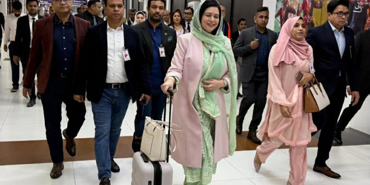 যে কারণে যুক্তরাষ্ট্রে গেলেন জুবাইদা রহমান
