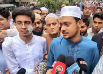 ৪ ঘণ্টা লাইনে দাঁড়িয়েও তেল পেলাম না: নাসীরুদ্দীন পাটওয়ারী