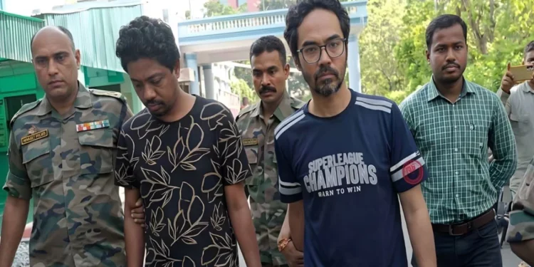 হাদি হত্যা মামলার আসামি ফয়সাল-আলমগীরকে দিল্লি নিয়ে গেল এনআইএ