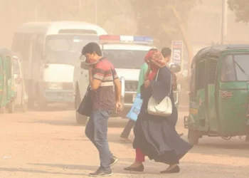 ছুটির দিনে ‘অস্বাস্থ্যকর’ ঢাকার বাতাস