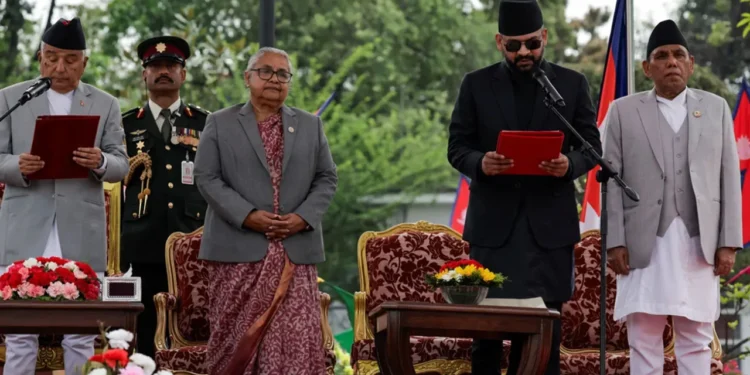 নেপালের সর্বকনিষ্ঠ প্রধানমন্ত্রীর শপথগ্রহণ