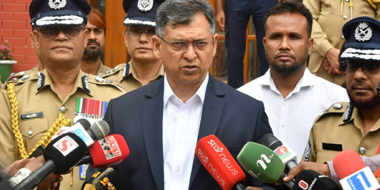 জনপ্রত্যাশা ও গণঅভ্যুত্থানের শহিদদের আকাঙ্ক্ষা অনুযায়ী সংবিধান সংস্কার করা হবে: স্বরাষ্ট্রমন্ত্রী