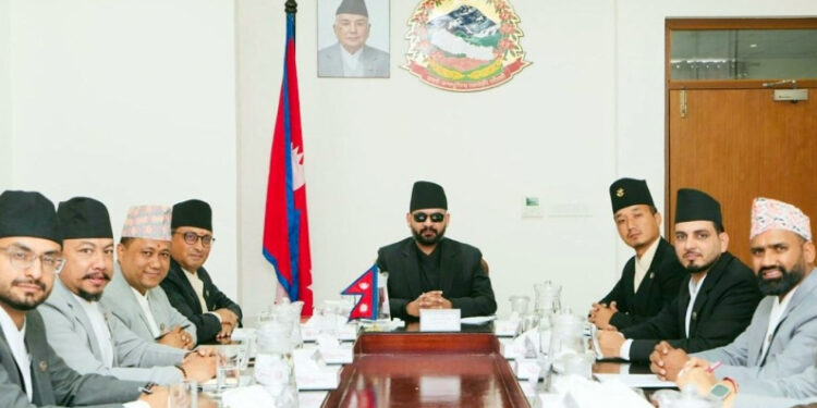 ৬০ দিনের মধ্যে ছাত্র সংগঠন বিলুপ্তির নির্দেশ নেপালের জেন জি সরকারের