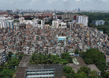 শহরের ভেতর ‘অন্য শহর’: জেনেভা-পল্লবী ক্যাম্পে প্রকাশ্যে মাদকের হাট