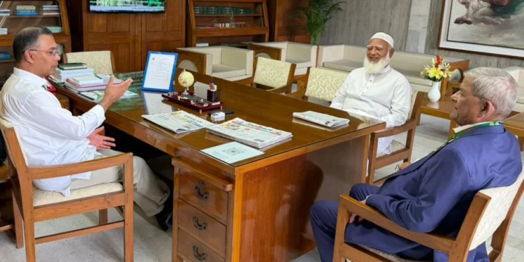 সংসদে বিরোধীদলীয় নেতার সঙ্গে বৈঠক করলেন প্রধানমন্ত্রী