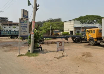 বিক্রি বন্ধ রাখা ফিলিং স্টেশনে মিললো ১৫ হাজার লিটার তেল