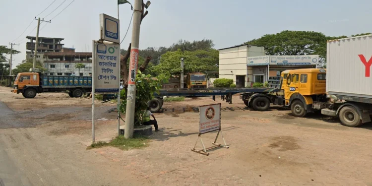 বিক্রি বন্ধ রাখা ফিলিং স্টেশনে মিললো ১৫ হাজার লিটার তেল