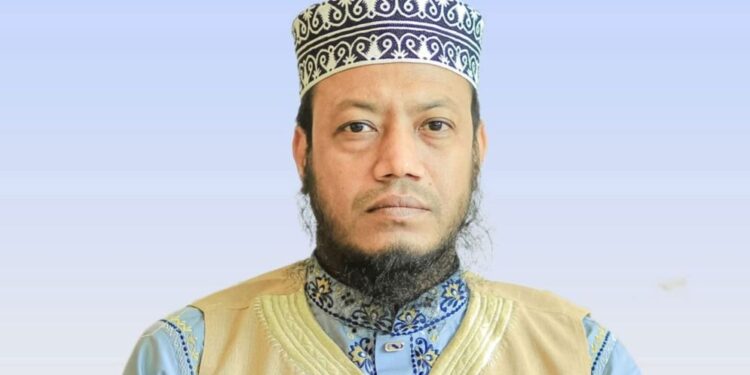 ৫০ কোটি টাকা ঘুসের প্রলোভন:  প্রস্তাবকারীর পরিচয় প্রকাশ করতে আমির হামজাকে আইনি নোটিশ