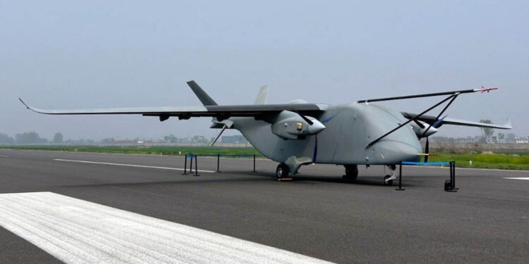 ৩.৫ টন পণ্য বহনে সক্ষম বিশ্বের সবচেয়ে ভারী কার্গো ড্রোন ওড়ালো চীন