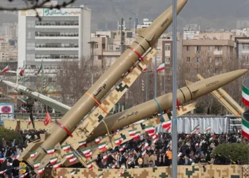 ইসরায়েলে ইরানের সবচেয়ে বড় ক্ষেপণাস্ত্র হামলা