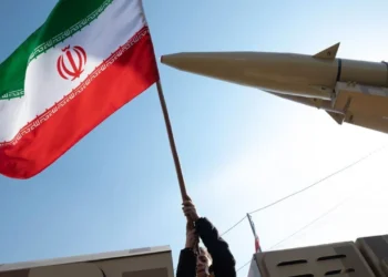 যুক্তরাষ্ট্র ও ইসরাইল ‘তুচ্ছ’ সব লক্ষ্যবস্তুতে হামলা চালাচ্ছে: ইরান