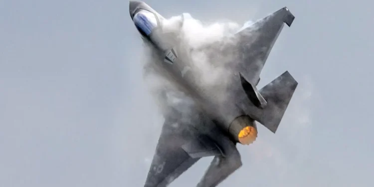 আবারও মার্কিন এফ-৩৫ ভূপাতিত করার দাবি ইরানের