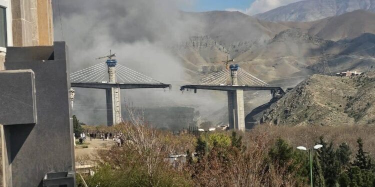 এক সেতু ধ্বংসের জবাবে ৮ সেতুর ‘হিট লিস্ট’ প্রকাশ ইরানের