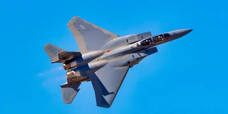 নিখোঁজ পাইলটদের সন্ধান দিলে ১০ বিলিয়ন ইরানিয়ান তোমান পুরস্কার ঘোষণা ইরানের