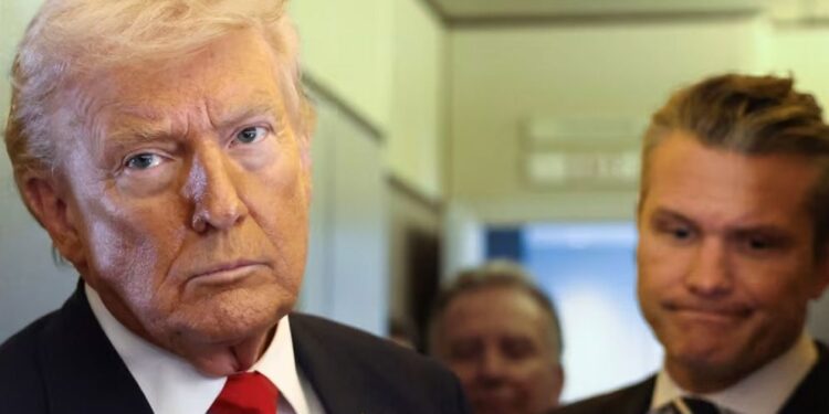 সবচেয়ে পাওয়ারফুল এয়ার ফোর্স দাবি করেও একের পর এক বিমান ভূপাতিত, লজ্জায় ট্রাম্প-হেগসেথ