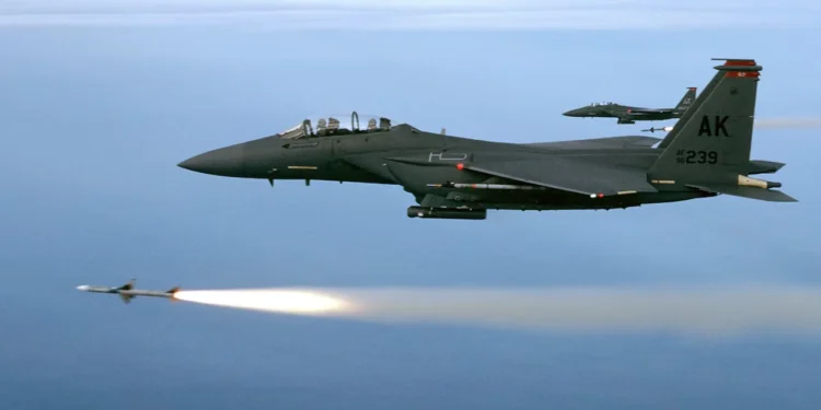 ইরানে নিখোঁজ পাইলটকে উদ্ধারের কথা নিশ্চিত করলেন ট্রাম্প