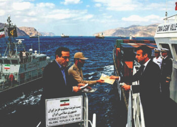 আরাঘচির ‘মাস্টারস্ট্রোক’: হরমুজ প্রণালিতে ইরানের সার্বভৌমত্ব স্বীকার করছে ইউরোপ?