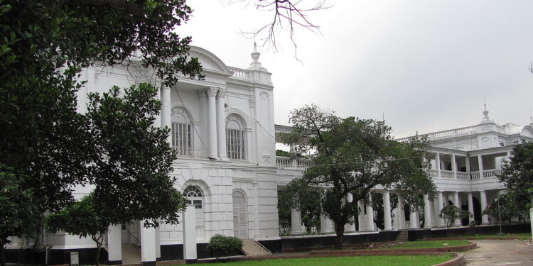 জবানবন্দিতে অশ্রুসিক্ত স্বজনরা, শহীদদের জন্য ন্যায়বিচারের আর্তনাদ