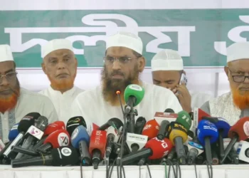 গণভোটের রায় বাস্তবায়নের দাবিতে সারা দেশে বিক্ষোভের ডাক