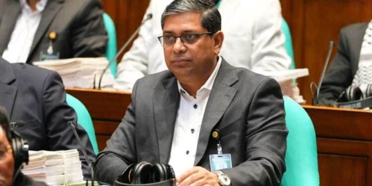 ড. ইউনূস লন্ডনে তারেক রহমানকে ট্রফি দিয়ে নির্বাচনের তারিখ নিয়ে আসেন