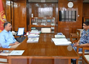 প্রধানমন্ত্রীর সঙ্গে বিমান বাহিনীর প্রধানের সাক্ষাৎ