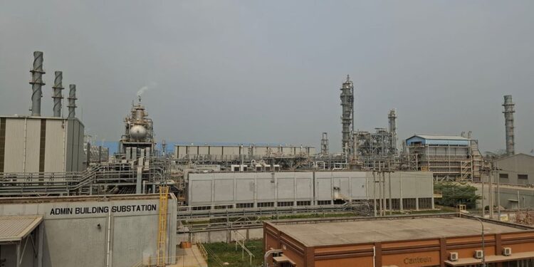 গ্যাস সংকট কাটিয়ে ঘোড়াশাল সার কারখানায় উৎপাদন শুরু