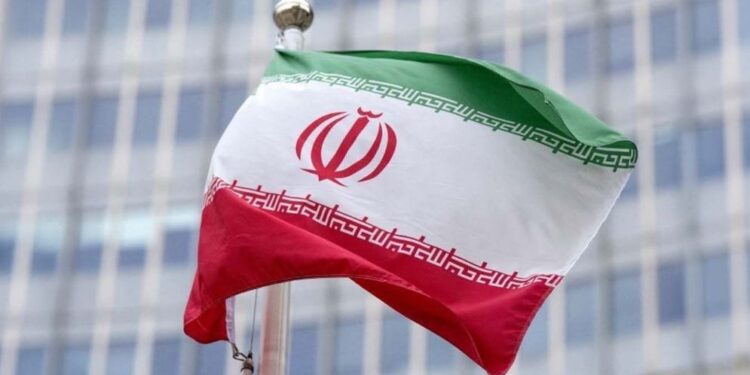 যুদ্ধ যেভাবে ইরানকে মধ্যপ্রাচ্যে চালকের আসনে বসিয়ে দিয়েছে