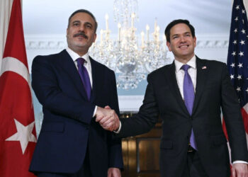 ইরান যুদ্ধে কুর্দিদের দূরে রাখতে যুক্তরাষ্ট্রকে বাধা তুরস্কের