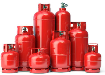 সরকার নির্ধারিত দামের চেয়ে বেশি দামেই বিক্রি হচ্ছে এলপিজি, সিন্ডিকেটের নৈরাজ্য দেখার কেউ নেই