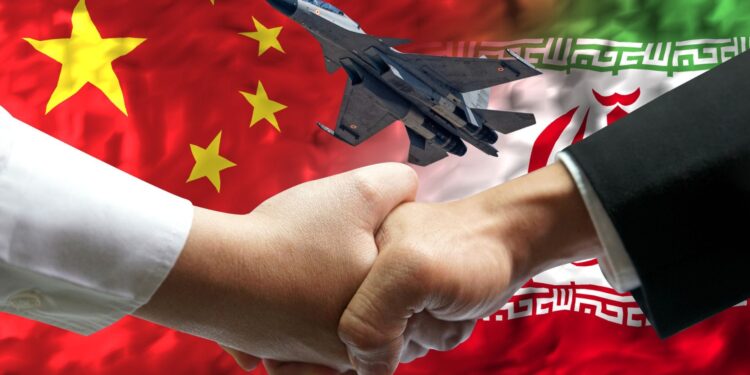 যুদ্ধবিরতির মাঝেই ইরানে ‘অত্যাধুনিক অস্ত্র’ পাঠাচ্ছে চীন