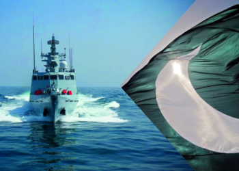 আরব সাগরে বাংলাদেশিসহ ১৮ নাবিককে উদ্ধার করল পাকিস্তান নৌবাহিনী