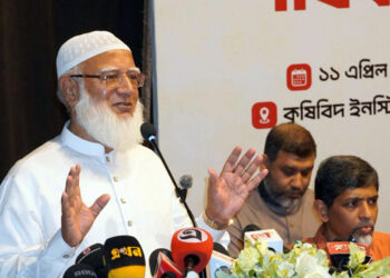 ‘সরকারি দলের কথা শুনলে মনে হয় দেশ তেলের ওপর ভাসছে’