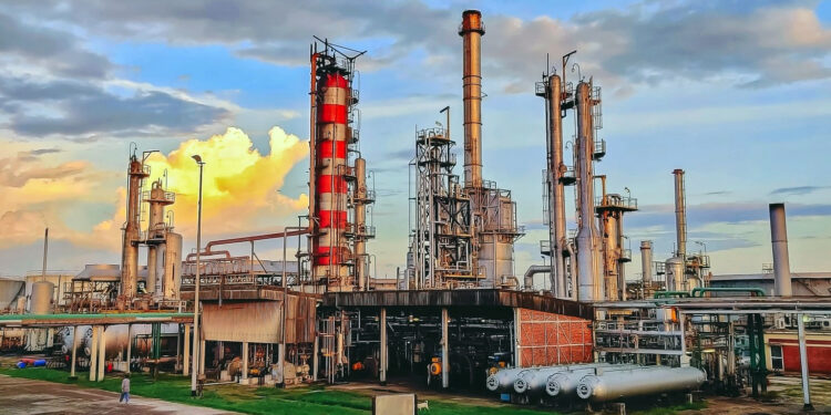দেশের একমাত্র রাষ্ট্রায়ত্ত জ্বালানি তেল শোধনাগার বন্ধ ঘোষণা