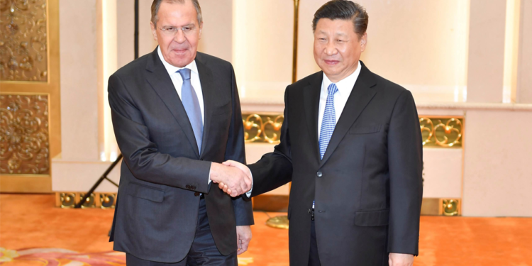 যুক্তরাষ্ট্রের হুমকির পর চীনকে সুখবর দিল রাশিয়া