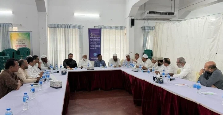 জরুরি বৈঠকে বসেছে ১১ দলীয় ঐক্য