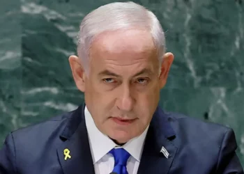 থামতে বললেন ট্রাম্প, যুদ্ধ চালিয়ে যাওয়ার ঘোষণা নেতানিয়াহুর